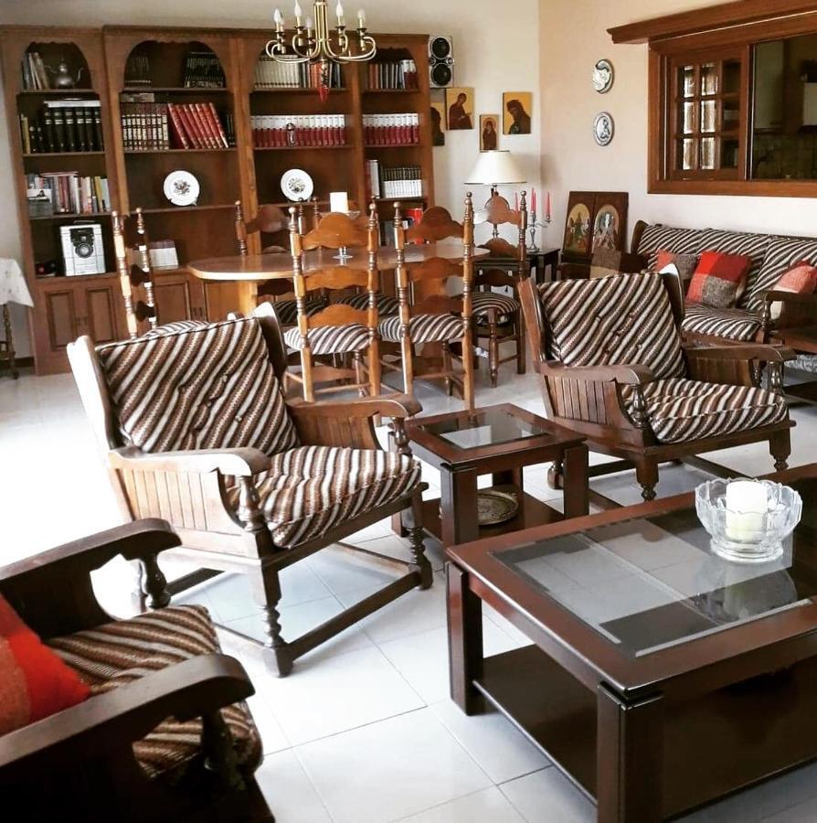 Fantastic Villa, A 5 Minute Drive From The Beach! Athen Eksteriør billede